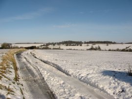 View back over the Lea Valley