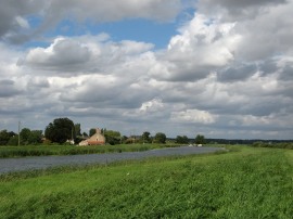 Heading round to Ten Mile Bank