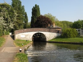 Approaching Uxbridge Lock