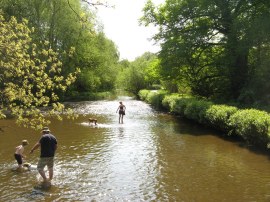 Paddling in the River Gade