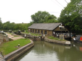 Marsworth Top Lock