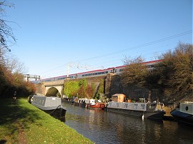 Grand Union Canal nr Cooks Wharf