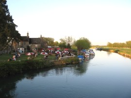 Swan Inn, Radcot Bridge