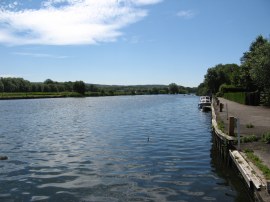 River Thames, Moulsford