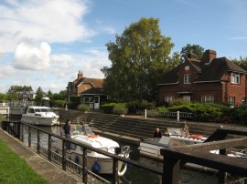 Old Windsor Lock