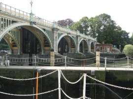 Richmond Lock and Footbridge