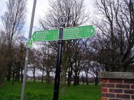 Fingerpost, Tooting Bec Common