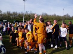 Maidstone United 21 Apr 06