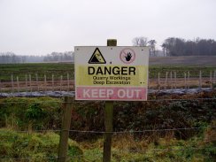 Site of old quarry, nr Hertingfordbury