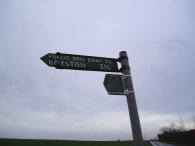 Signpost to Royston
