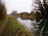 Lea Valley Walk Path