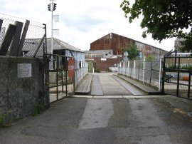 Path by Gravesend Marina