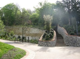 Driveway leading to Hedsor Hill