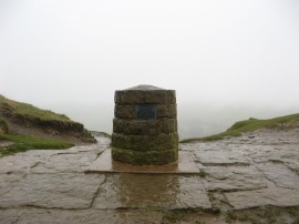 Hollins Cross